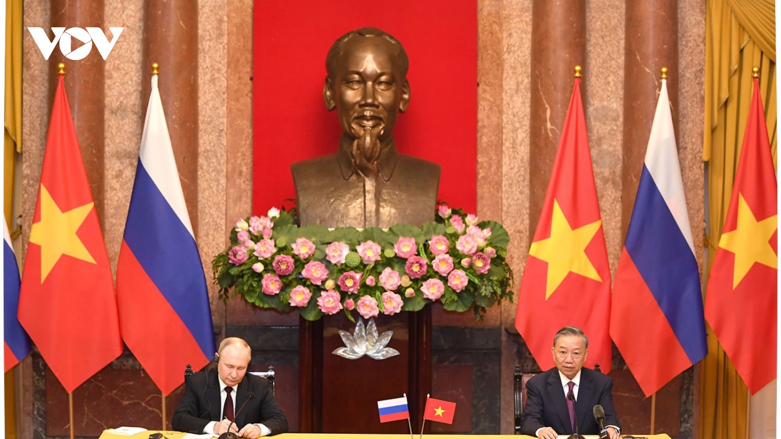Chủ tịch nước Tô Lâm và Tổng thống Putin thống nhất hàng loạt vấn đề quan trọng